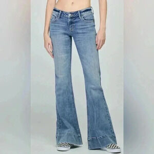 Cello NWT Super Flare Jeans